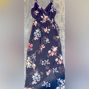 Maxi Dress Size Small